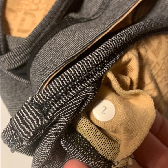 Lululemon Flow Y Bra IV - Picture 5 of 6
